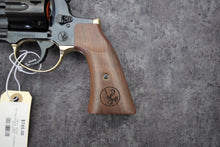 Load image into Gallery viewer, 132:  NIB Henry Model Big Boy Revolver in 357 Mag with 4&quot; Barrel. Wild Wild Westlake

