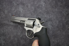 Load image into Gallery viewer, 159:  New and Unfired Smith &amp; Wesson Model 686-6 in 357 Mag with 6&quot; Barrel.
